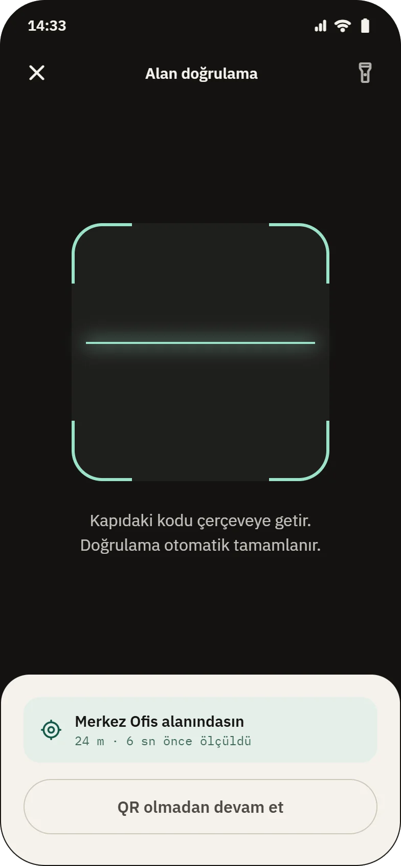 Alan doğrulama ekranı: QR kod tarama çerçevesi ve personelin Merkez Ofis alanında olduğunu gösteren konum bilgisi